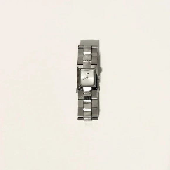 AUTHENTIC Tous + Tommy Hilfiger watches - Picture 6 of 7